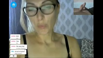 Jerking off on webcams on a hot milf