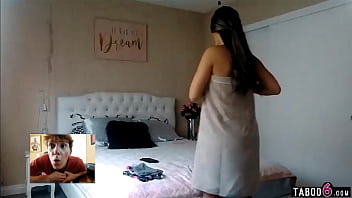 Webcam intrusion gave a good look at this hot teen Jaye Summers masturbating